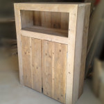 Kast Rene Nafl. 1075,-